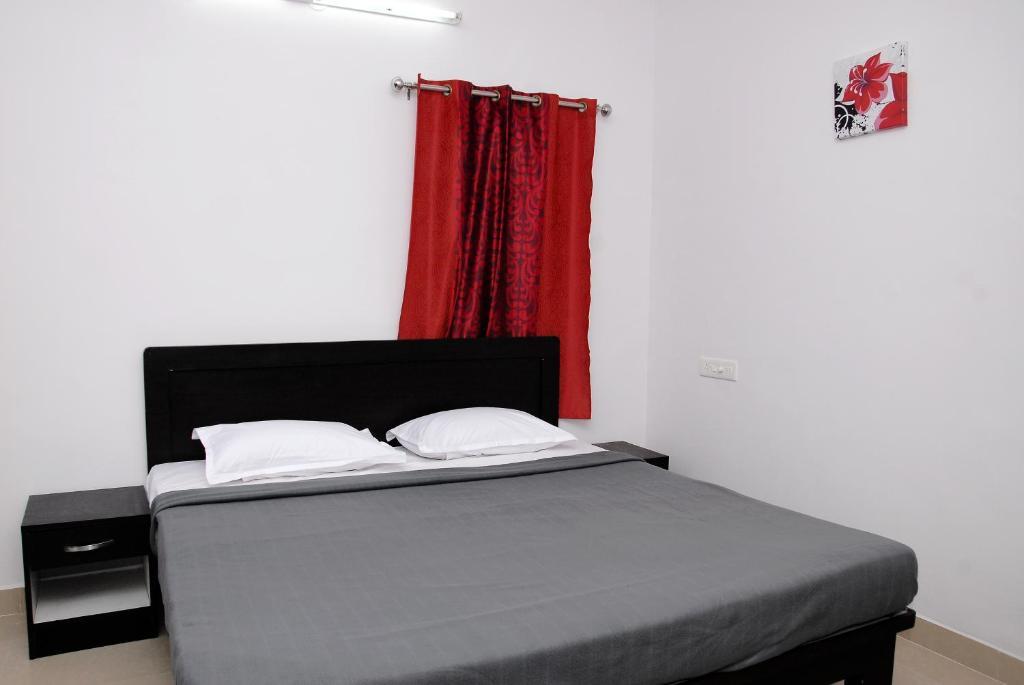Varsha Enclave Serviced Apartment Мисор Екстериор снимка