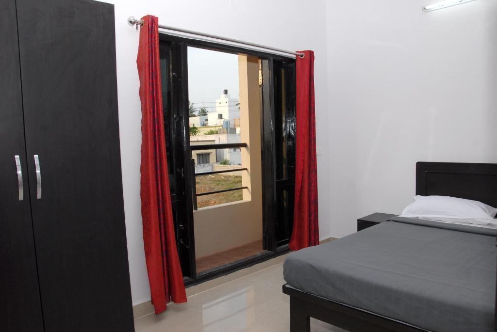 Varsha Enclave Serviced Apartment Мисор Екстериор снимка
